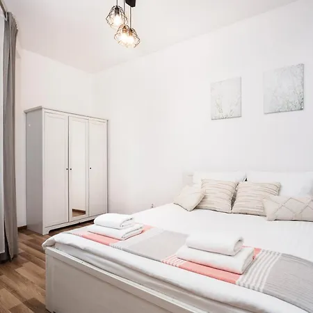 City Of The Kings-Camomile Apartment Krakow Exterior photo